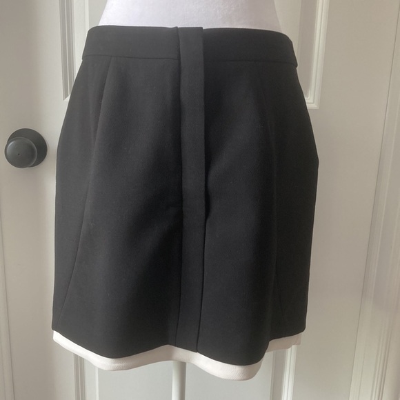 Banana Republic 8 skirt black and white zipper snap - Picture 3 of 9